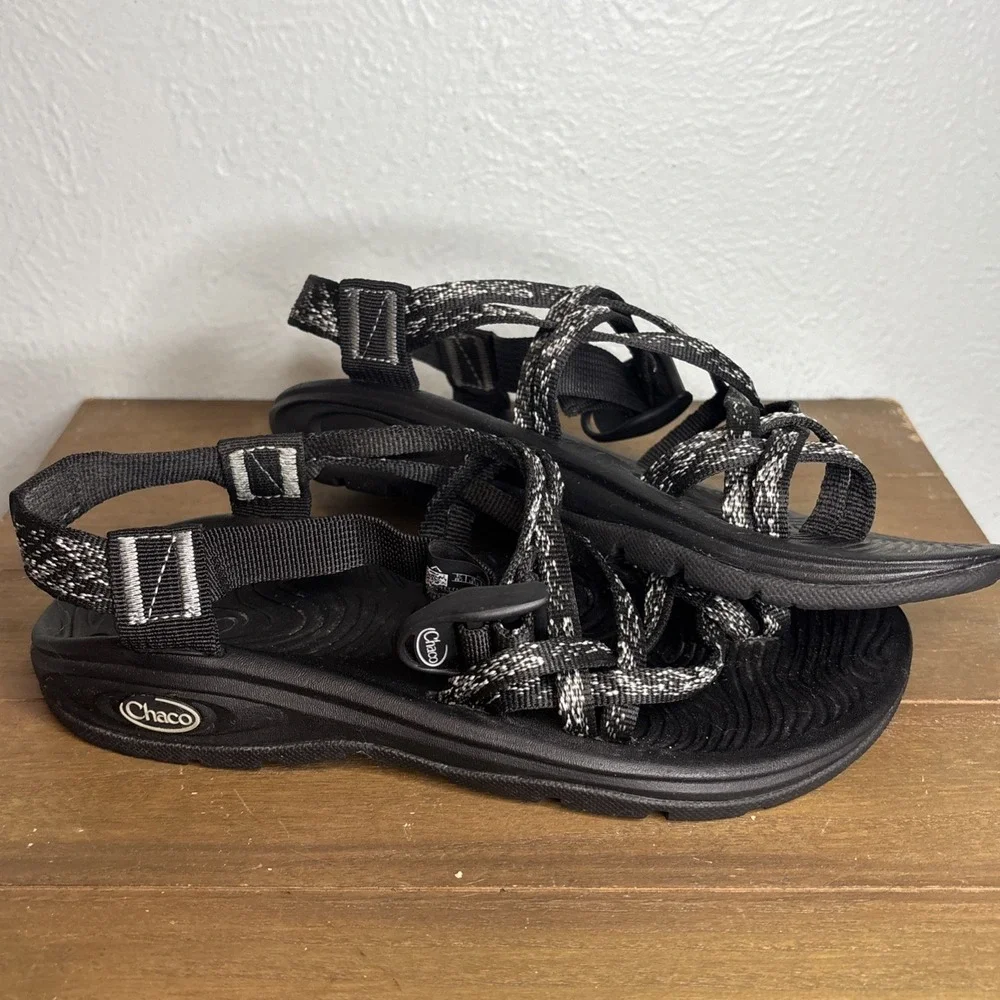 Chaco‎ Z Volv X2 Black Sandals Womens Size 7 Hiking Beach Boho Nature
